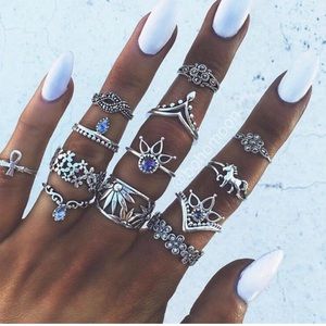 ‼️ 5 for $25 ‼️BOHO SILVER PLAT RING SET ALL SIZES